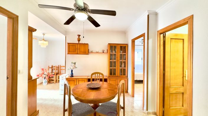 Image No.2-Appartement de 2 chambres à vendre à Torrevieja