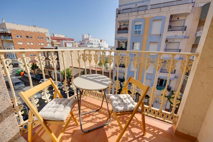 Image No.13-3 Bed Apartment for sale