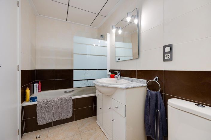 Image No.17-3 Bed Apartment for sale