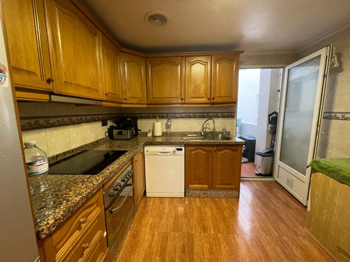 Image No.7-Appartement de 4 chambres à vendre à Torrevieja