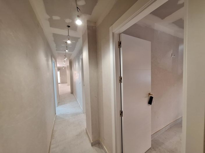 Image No.26-3 Bed Apartment for sale