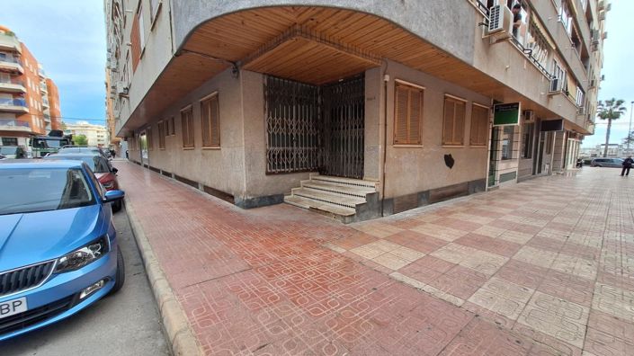 Image No.3-3 Bed Apartment for sale