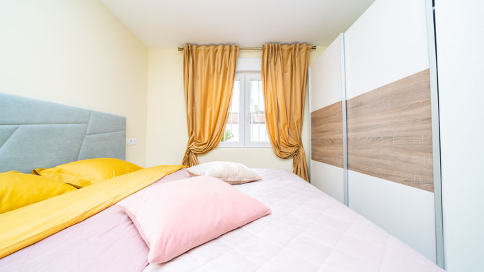 Image No.13-3 Bed Apartment for sale