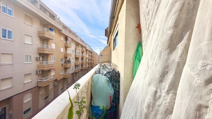 Image No.25-2 Bed Apartment for sale