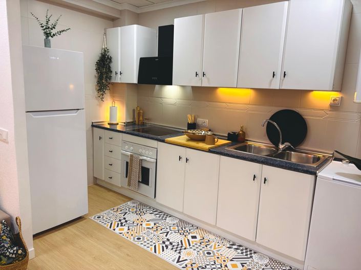 Image No.5-2 Bed Apartment for sale