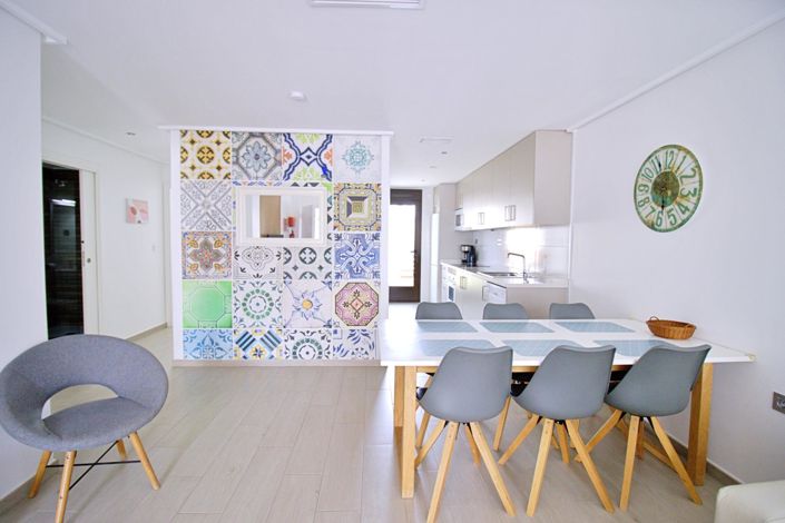 Image No.8-3 Bed Apartment for sale