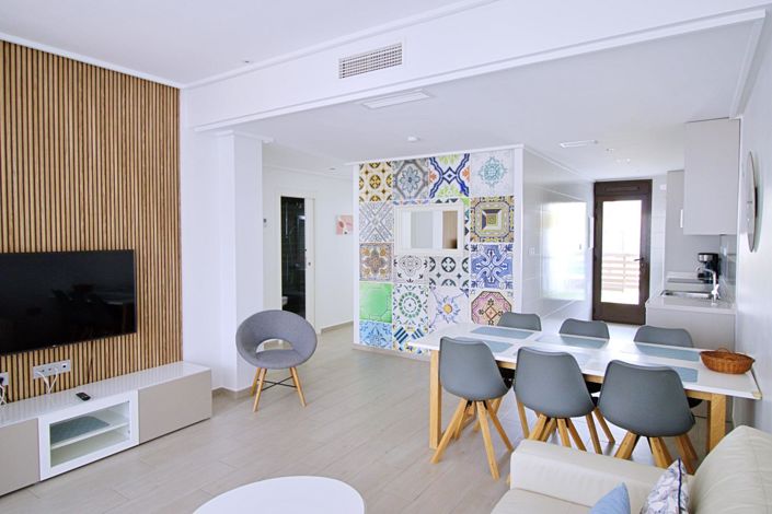 Image No.9-3 Bed Apartment for sale