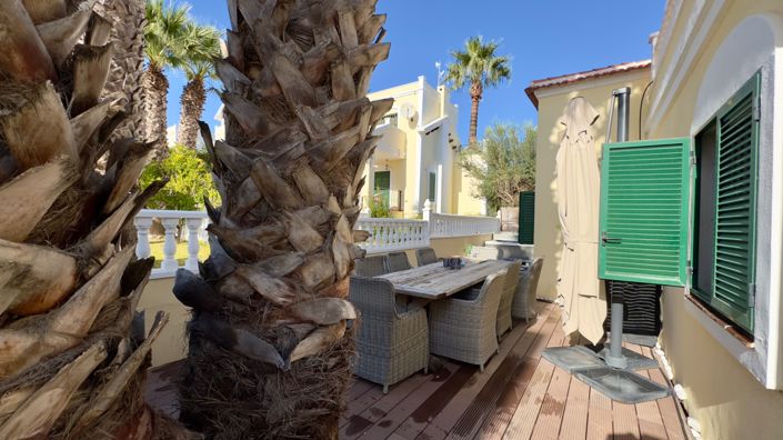 Image No.18-3 Bed Villa for sale