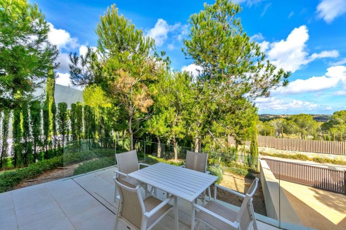 Image No.32-3 Bed Villa for sale