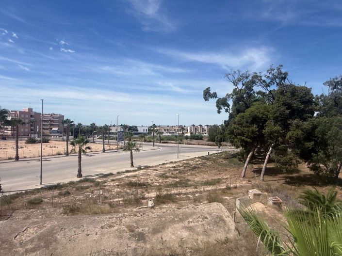 Image No.29-2 Bed Apartment for sale