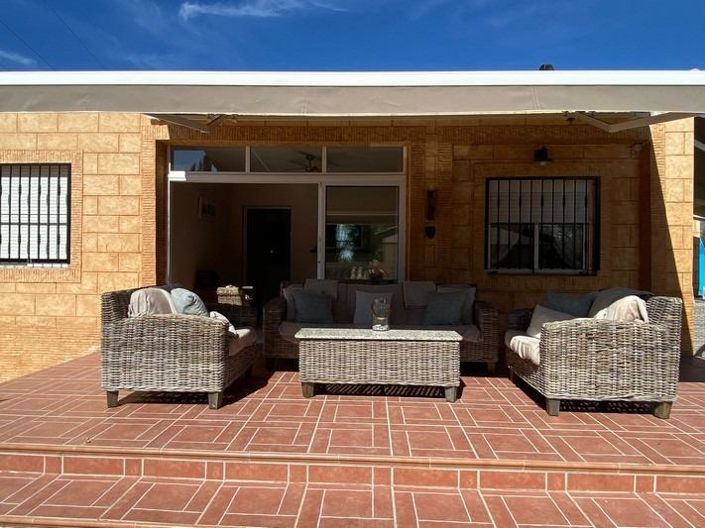 Image No.30-5 Bed Villa for sale