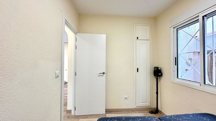 Image No.28-Appartement de 2 chambres à vendre à Torrevieja