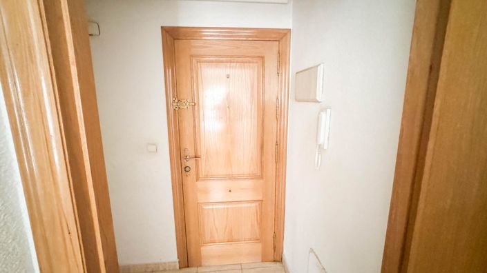 Image No.21-3 Bed Apartment for sale