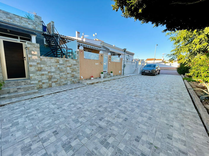 Image No.9-Propriété de 2 chambres à vendre à Torrevieja