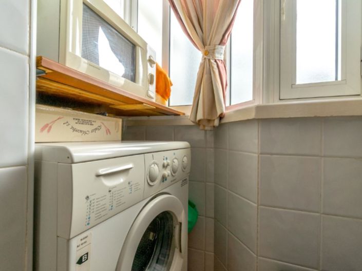 Image No.10-3 Bed Apartment for sale