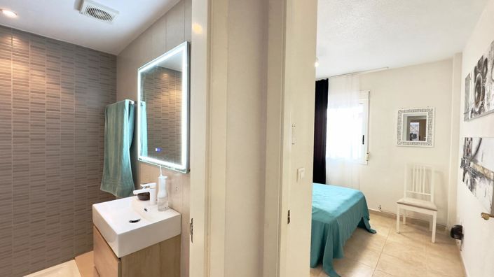 Image No.34-2 Bed Apartment for sale