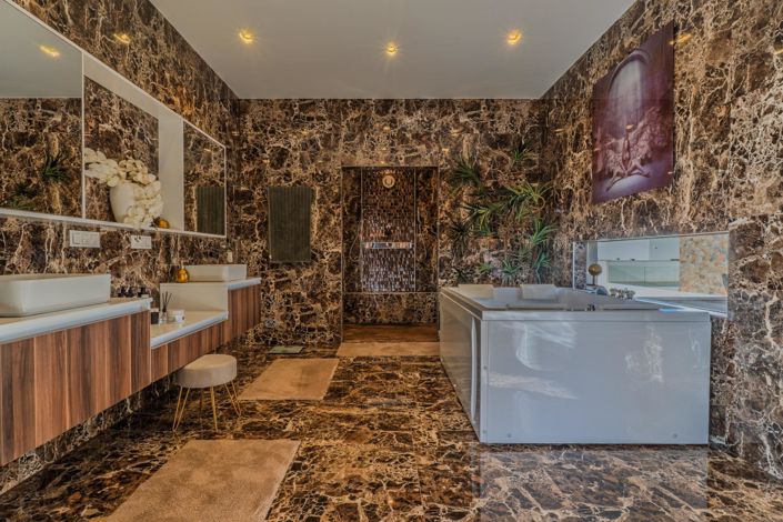 Image No.32-4 Bed Villa for sale