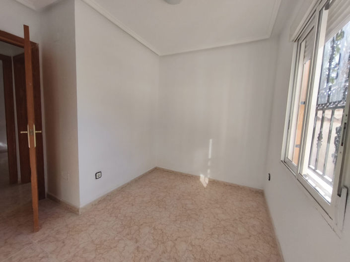 Image No.14-3 Bed Apartment for sale