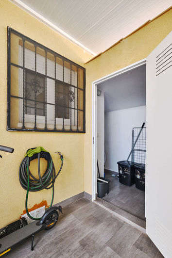 Image No.14-3 Bed Property for sale