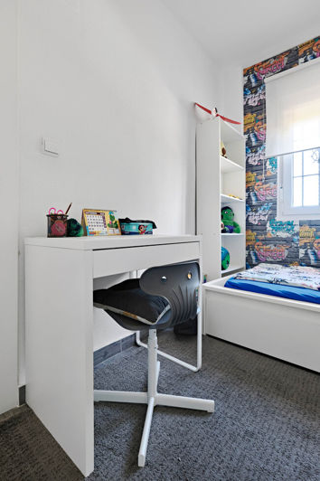 Image No.26-3 Bed Property for sale