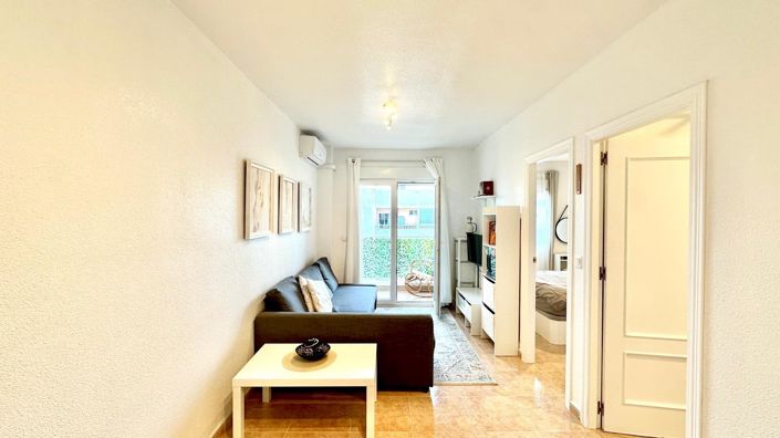 Image No.2-Appartement de 2 chambres à vendre à Torrevieja