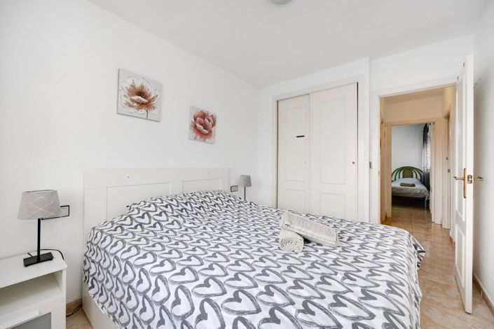Image No.13-3 Bed Apartment for sale