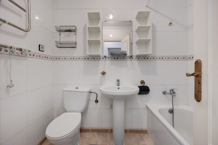 Image No.19-3 Bed Apartment for sale