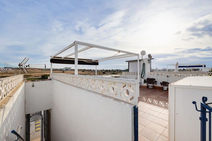 Image No.21-3 Bed Apartment for sale