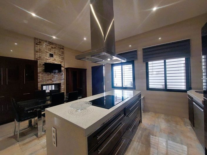 Image No.10-3 Bed Villa for sale