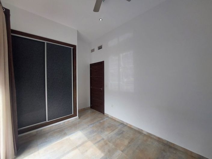 Image No.19-3 Bed Villa for sale