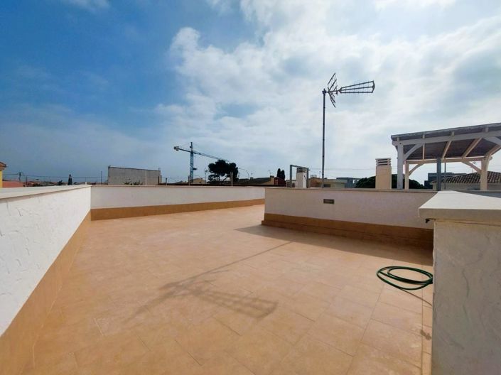 Image No.33-3 Bed Villa for sale