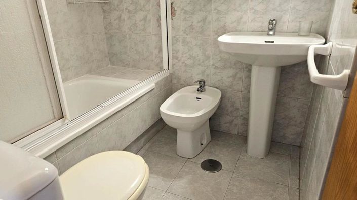 Image No.13-Apartment for sale