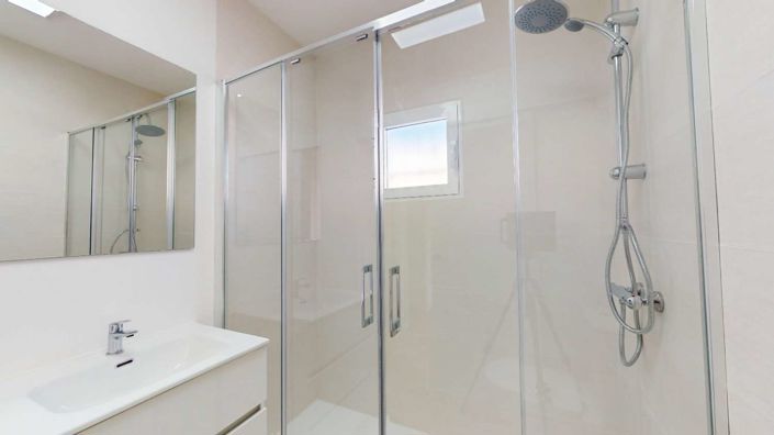 Image No.22-2 Bed Apartment for sale