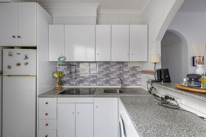 Image No.10-2 Bed Apartment for sale