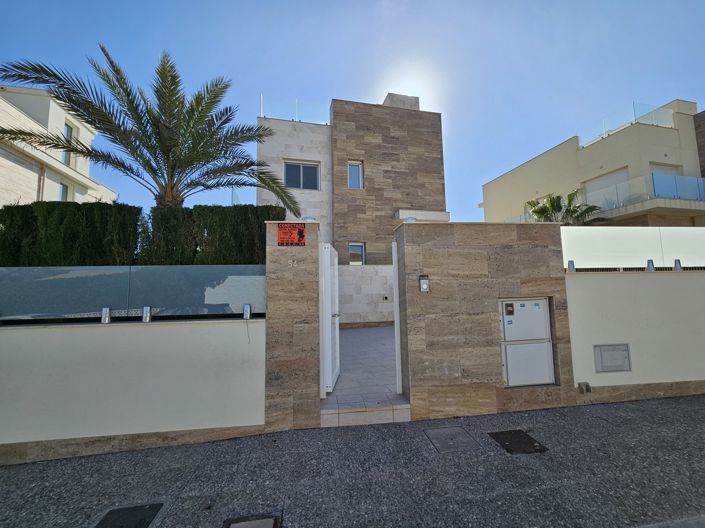 Image No.34-5 Bed Villa for sale