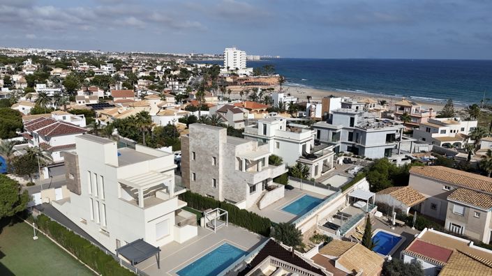 Image No.39-5 Bed Villa for sale