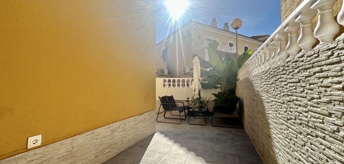 Image No.17-3 Bed Property for sale