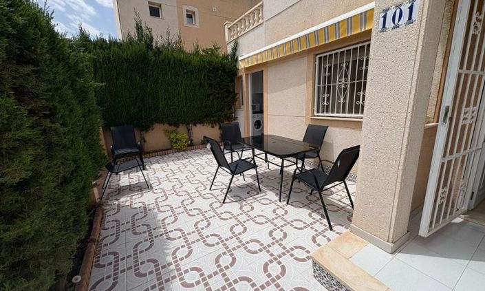 Image No.20-3 Bed Apartment for sale