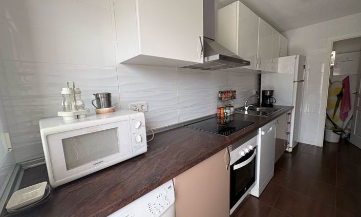 Image No.25-3 Bed Apartment for sale