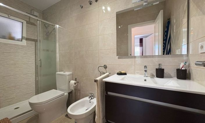 Image No.28-3 Bed Apartment for sale