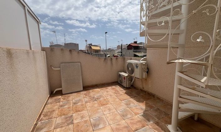 Image No.38-3 Bed Apartment for sale