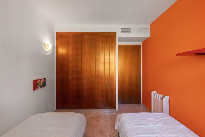 Image No.18-2 Bed Apartment for sale