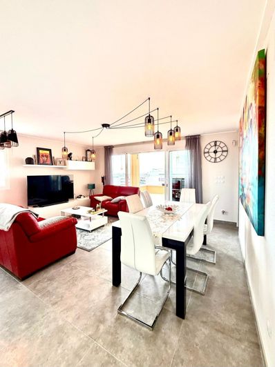 Image No.34-3 Bed Apartment for sale