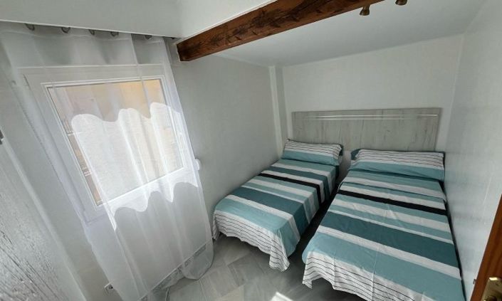 Image No.18-3 Bed Apartment for sale