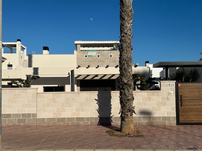 Image No.21-3 Bed Villa for sale