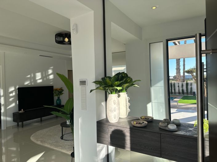 Image No.7-3 Bed Villa for sale