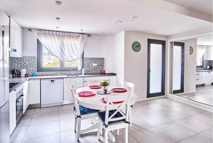 Image No.4-2 Bed Apartment for sale