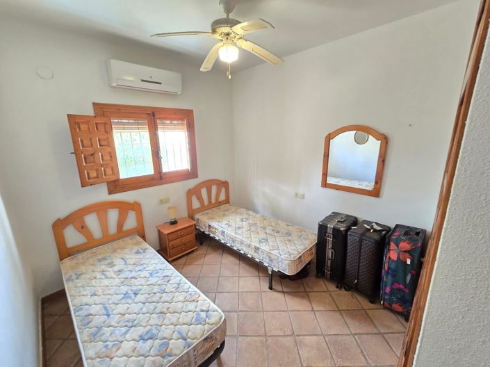 Image No.6-4 Bed Villa for sale