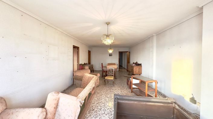 Image No.11-4 Bed Apartment for sale