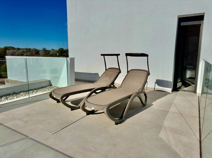 Image No.17-3 Bed Villa for sale